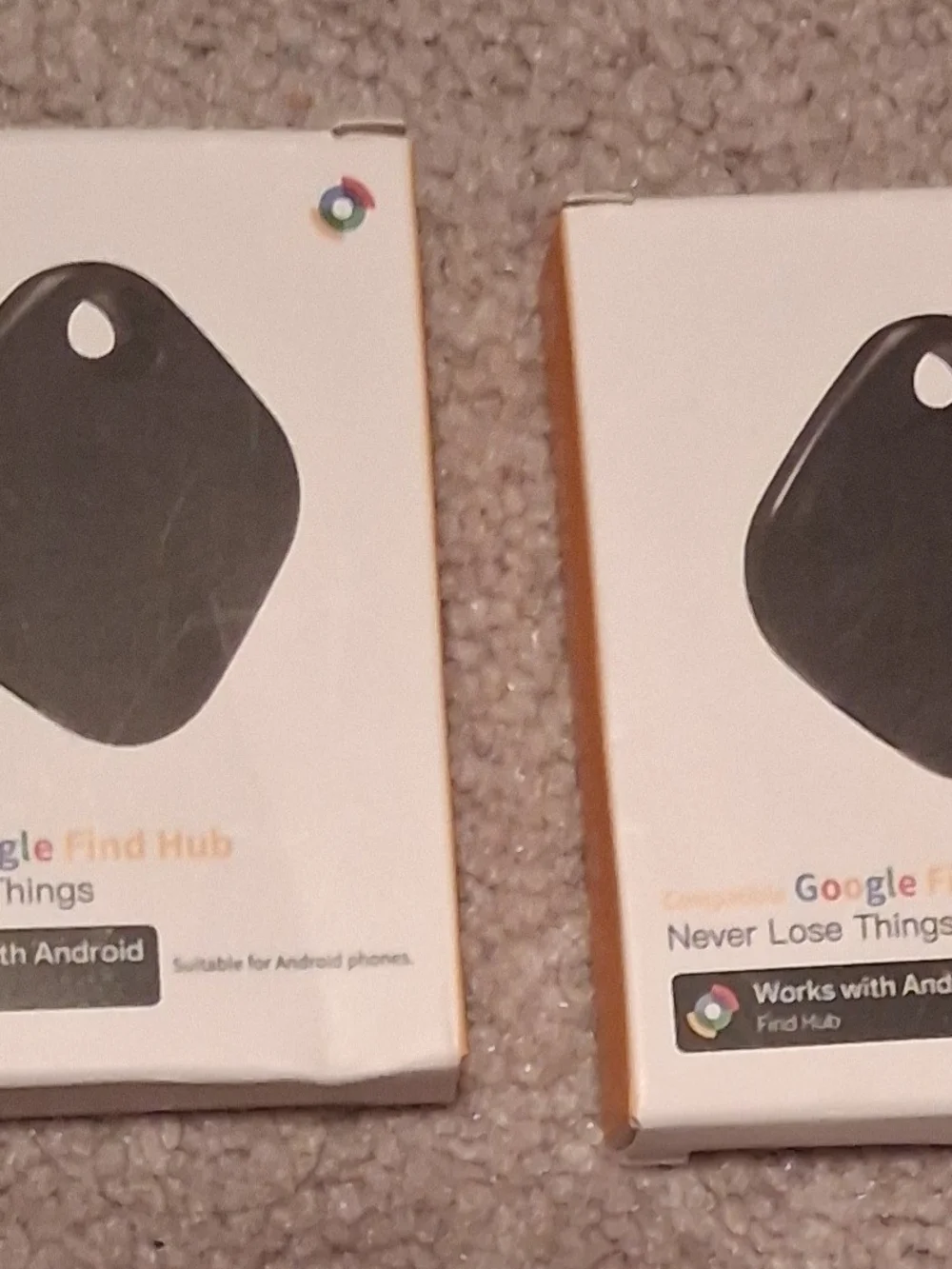 google Find Hub Tracker - Black Tag-style Bluetooth Locator